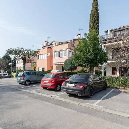 Apartment Apartman Gracia